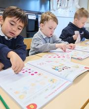 Préfleuri International Alpine School - Boarding School and Summer & Winter Camps Bild 9