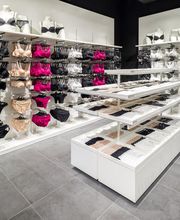 Calvin Klein Outlet immagine 5