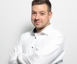 Porträtbild stv. Bereichsleiter Pascal Pfitzner - DEVK Versicherung Würzburg