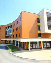 Plus 18 image 3