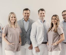 Derma Medical Clinic | Hautarzt, Venen und Ästhetik Bild 1
