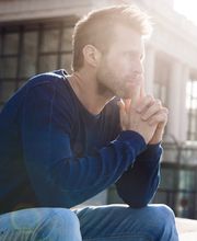 Marco Lehmann, erfahrener Lifecoach für Persönlichkeitsentwicklung, Stressmanagement und Zielerreichung – professionelle Coaching-Begleitung für mehr Klarheit und Erfolg.