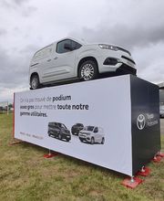 Toyota Chartres Automobile - Car Lovers image 4