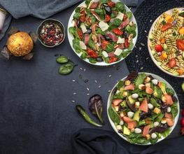 Eat Salad image 8