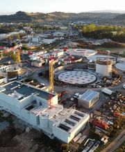 Barbet Anthony image 1