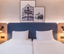 Standard twin room