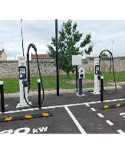 Plug Inn fast charge Station de recharge image 2