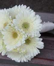flores-y-plantas-mari-pili-ramo-blanco-03.jpg