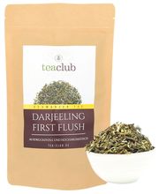 Dieser Darjeeling First Flush Schwarztee mit der Blattgradierung FTGFOP1 wird an den Südhängen des Himalayas angebaut. Die Ernte der ersten zarten Teetriebe erfolgt zwischen März und April. Ein guter Darjeeling First Flush wie dieser zeichnet sich durch eine hellgelbe bis honigfarbene Tassenfarbe aus und weist einen ausdrucksvollen und hocharomatischen Geschmack auf. Ein wahrer Hochgenuss.

Dieser Darjeeling First Flush trifft jedes Jahr im April/Mai als Flugtee bei uns ein. Da der Flugtee wegen seinem hocharomatischen und frischen Geschmack sehr begehrt ist, kannst du den Tee auch vorbestellen. Anfragen und Vorbestellungen für den Flugtee per E-Mail.

Zubereitung
4-5 TL / 1 Liter
90-100 °C für 2-4 Minuten

Für einen milden, aber dennoch aromatischen Aufguss empfehlen wir den Tee bei 80° für 2-3 Minuten aufzugießen.

Zutaten: Schwarzer Tee