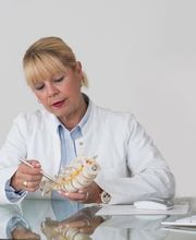 Praxis für Neurochirurgie & Schmerztherapie Bild 7