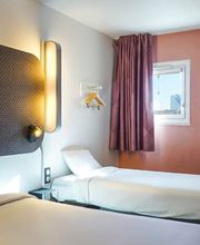 B&B HOTEL Marseille Parc Chanot image 7