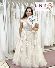 Linie 8 Brautmoden - Curvy Bride München Bild 10