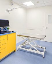 Farbenfrohes Sprechzimmer