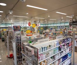 interieur-de-la-pharmacie-sun-store-cossonay