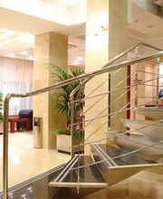 hotel-gran-legazpi-escalera-05.jpg