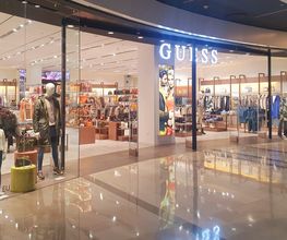 GUESS imagen 2