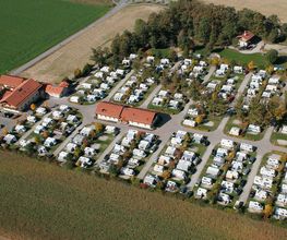 Holmernhof Dreiquellenbad Bild 1