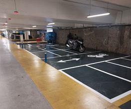 Saemes Parking Ternes image 1