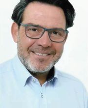 portraitSq