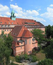 Außenansicht von St. Joseph Krankenhaus