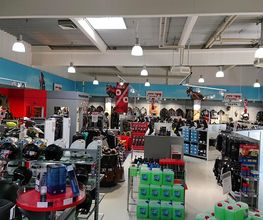 POLO Motorrad Store Potsdam Bild 2