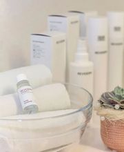 Cosmetic Evelyn Bild 10