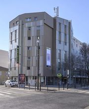 B&B HOTEL Nîmes Centre Arènes image 8