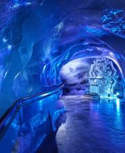 Titlis Glacier Cave Bild 1