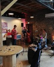 Mar'mousse - Kav, Bar & Resto image 1