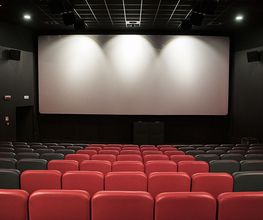 UCI Cinemas Red Carpet Matera immagine 3