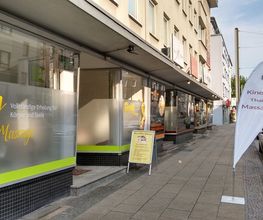 Kinery Thai Massage Eingang
www.kinery.de