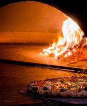 Bella Luna Wood-Fired Pizza image 1