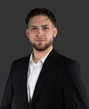 portraitSq