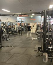 Basic-Fit Amsterdam WFC - free weight zone