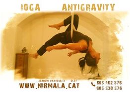 Nírmala. Centre de Ioga, ioga amb teles, massatges, osteopatia, teràpies