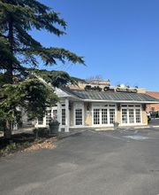 Bobby Chez Famous Crabcakes image 6