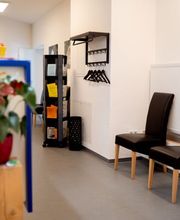 Böhnel Carolin Physiotherapie (Ärztehaus am Schwanenteich) Bild 6