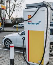 Shell Recharge Charging Station Bild 8