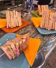 Eiscafe Venezia Roding Bild 5