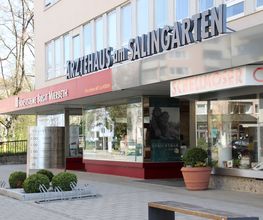 Augenärzte am Salingarten Philipp Strobl, Dr. med. Lisa Peters und Kollegen Bild 1