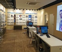 Apollo-Optik - Bonn - Dreieck Bild 4