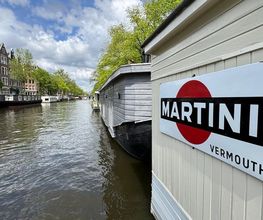 Martini Houseboat Amsterdam afbeelding 2