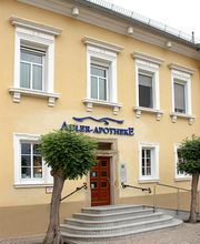 Aussenansicht der Adler-Apotheke