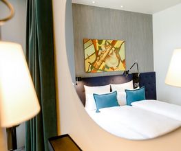 Hotel Motel One Mannheim - Room