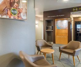 B&B HOTEL Cholet Sud image 2