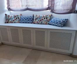 Muebleconpuertasconrejillaylacado.jpg