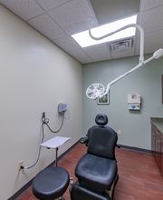 Forefront Dermatology Oconomowoc, WI image 9