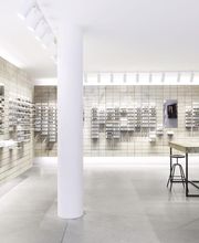 VIU - Optiker & Brillengeschäft Bild 6