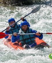 Montagne & Riviere image 19