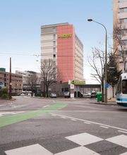 B&B HOTEL Grenoble Centre Alpexpo image 13